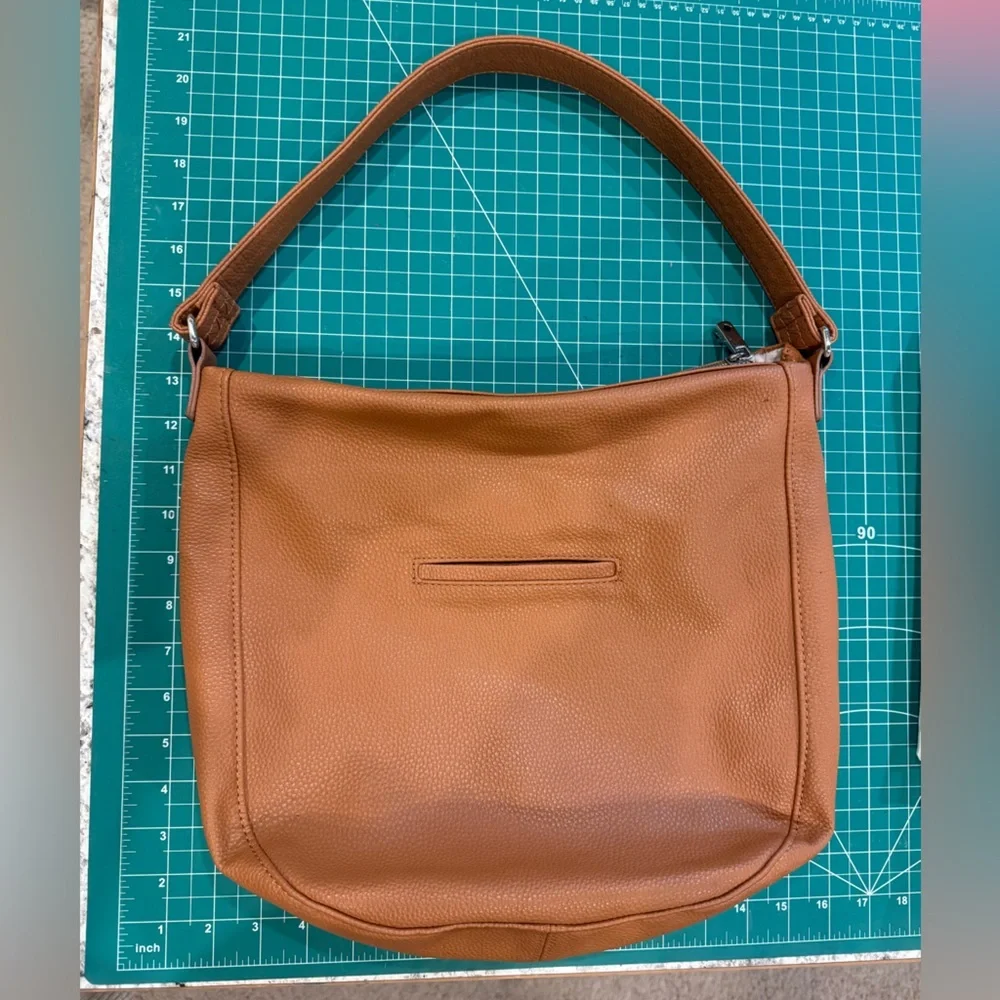 Hobo Bag • Warm Cognac Brown • Slouchy Shoulder Purse - Picture 4 of 5